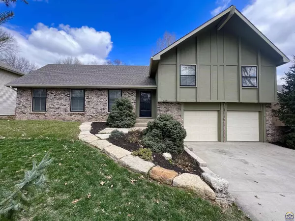 3000 Rimrock,  Lawrence,  KS 66047