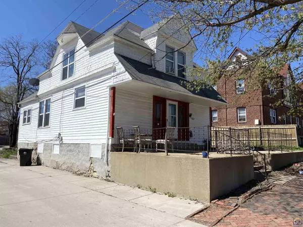 Topeka, KS 66603,413 SW 4th St