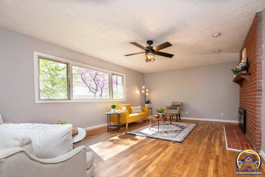 Topeka, KS 66614,2830 SW Indian Trail