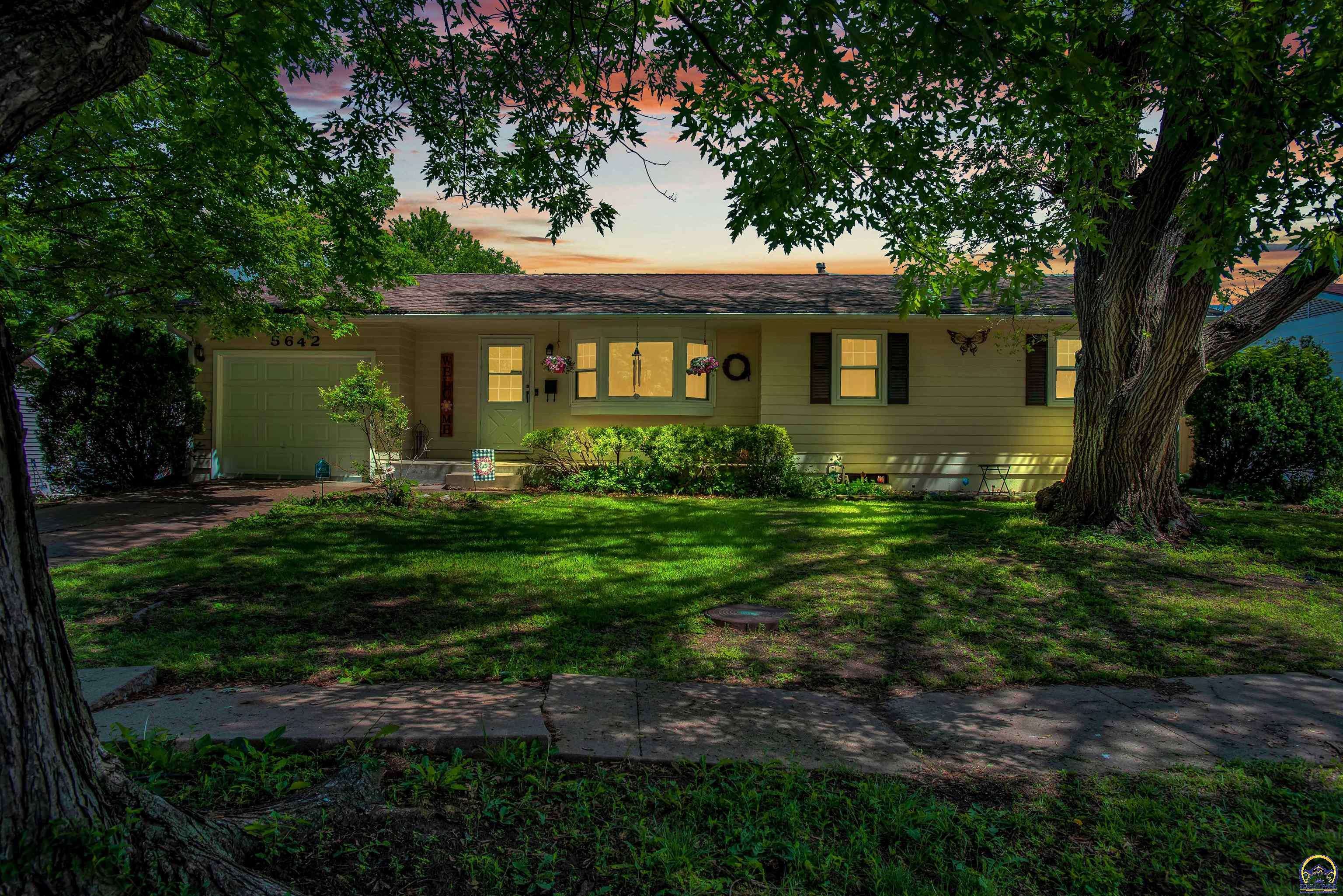 5642 SW 17th TER, Topeka, KS 66604