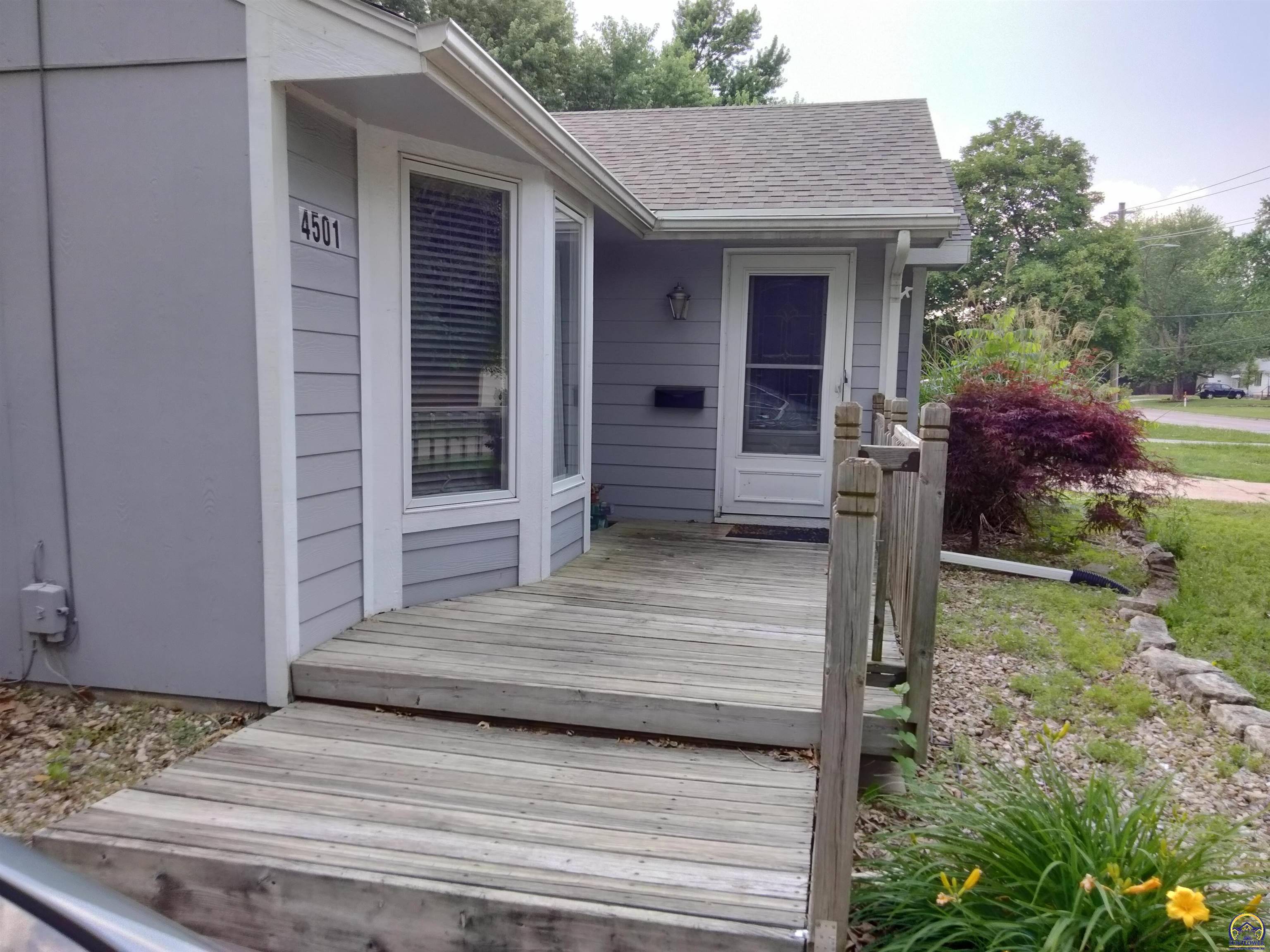 Topeka, KS 66604,4501 SW 17th ST