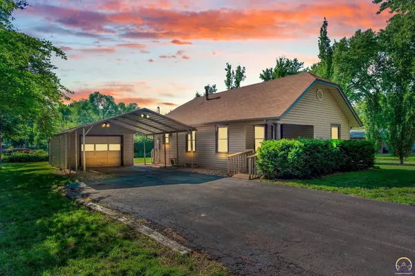 1819 NW Taylor ST,  Topeka,  KS 66608