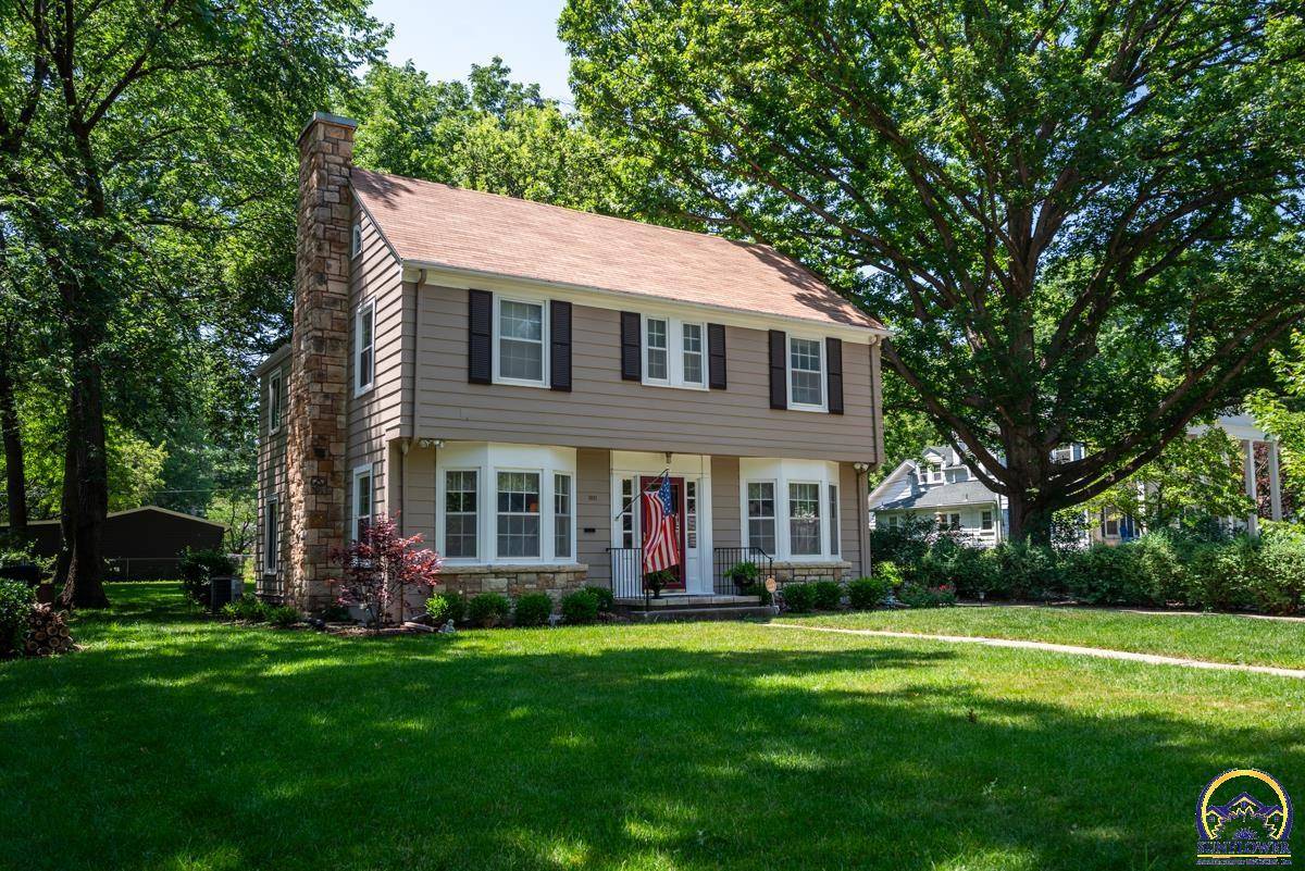 1811 SW Oakley AVE, Topeka, KS 66604