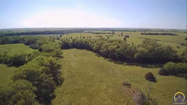 Cedar Pointe, KS 66843,East Rd #Tract #C