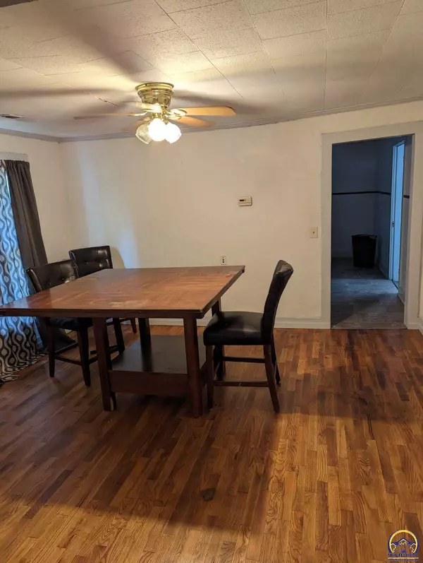 Olpe, KS 66865,12 W Bitler St