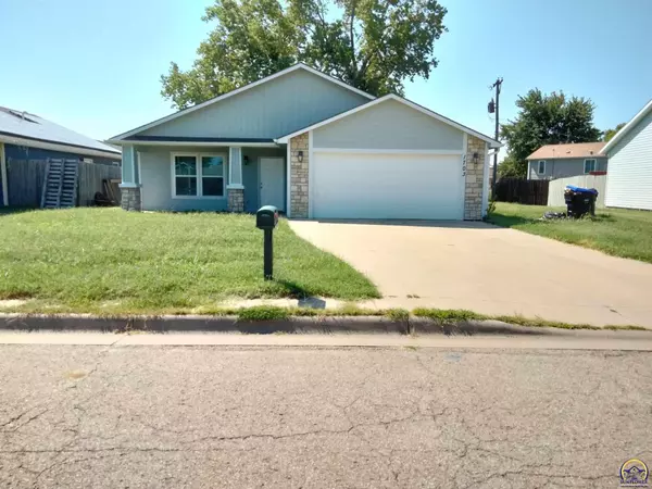 1703 SW 72nd Ter, Topeka, KS 66619