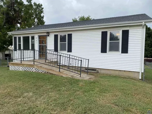 201 Liberty ST, Oskaloosa, KS 66066