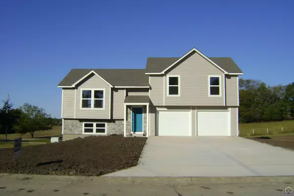 410 Turkey Run Circle, Oskaloosa, KS 66066