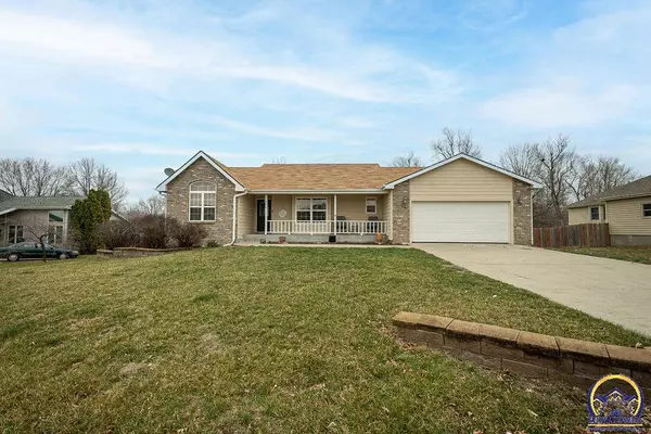 406 Sunset LN,  Maple Hill,  KS 66507