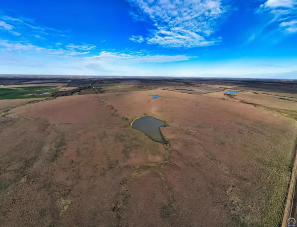 Hartford, KS 66854,1900 Road 50