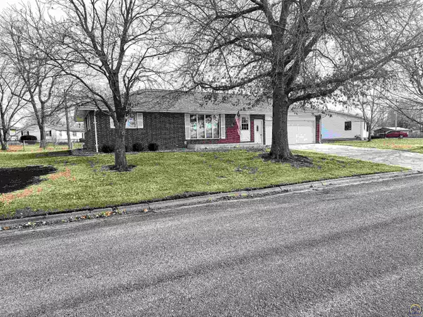 Sabetha, KS 66534,318 N 4th St