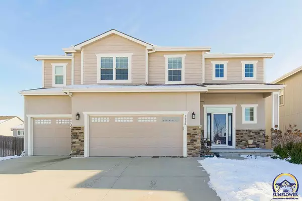 1112 Klein Ct, Lawrence, KS 66049