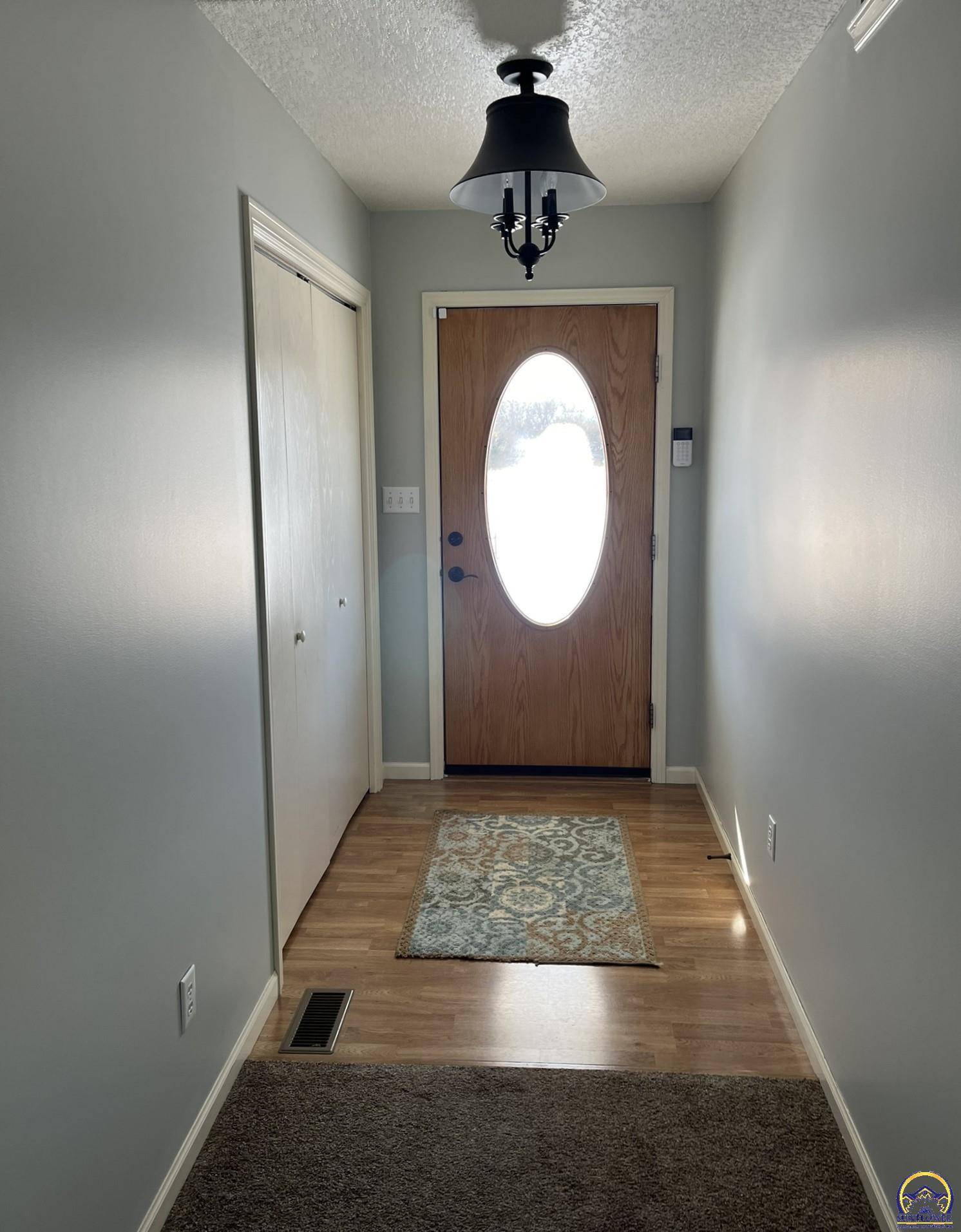 Wakarusa, KS 66546,3623 SW 93rd St
