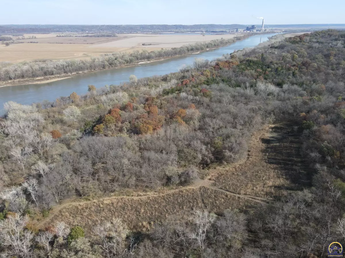 Atchison, KS 66002,00000 River RD