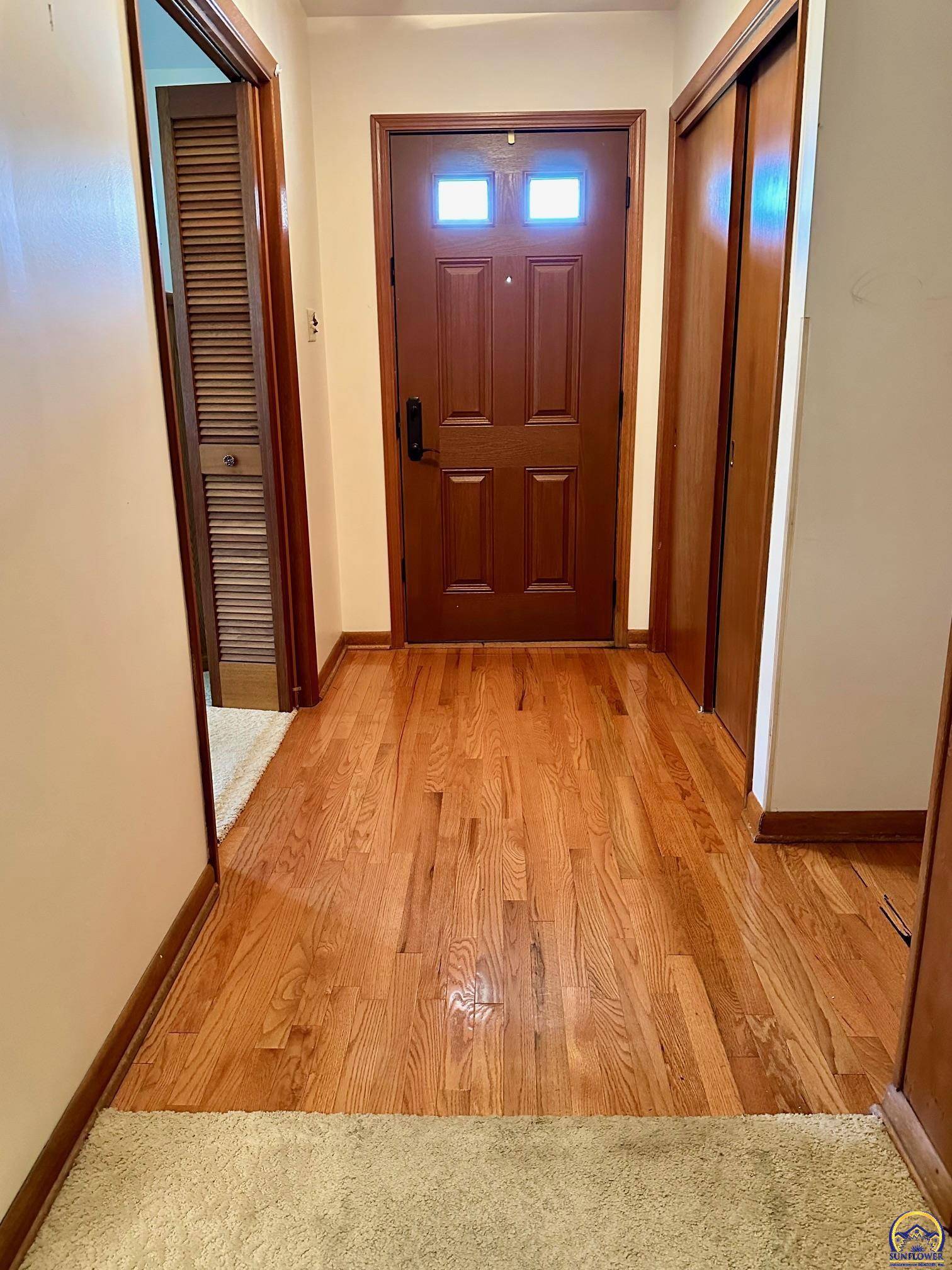 Topeka, KS 66614,5409 SW 23rd TER