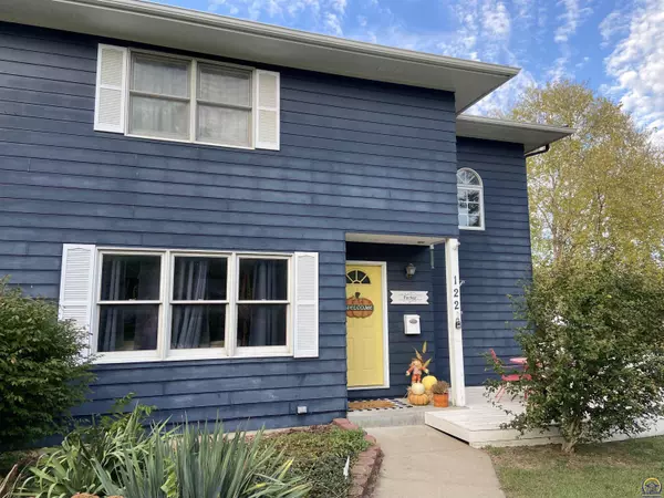 122 W Fremont, Burlingame, KS 66413