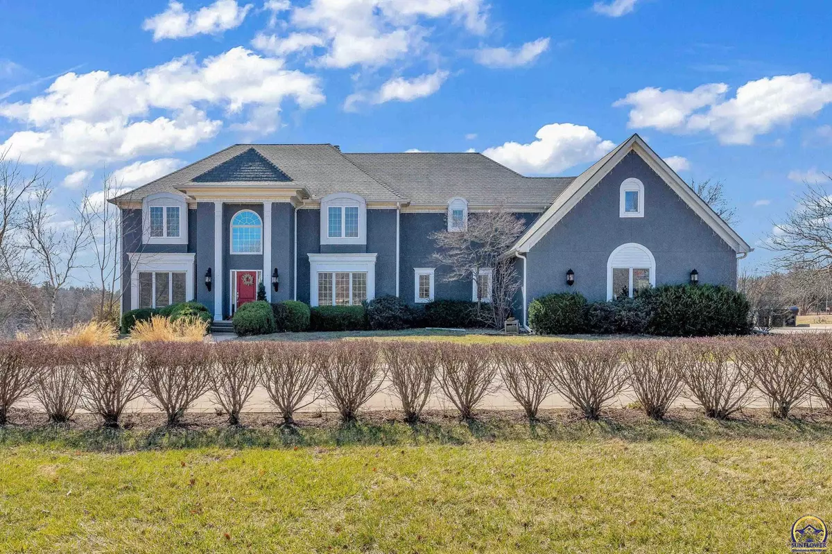 Topeka, KS 66610,5735 SW Mission AVE