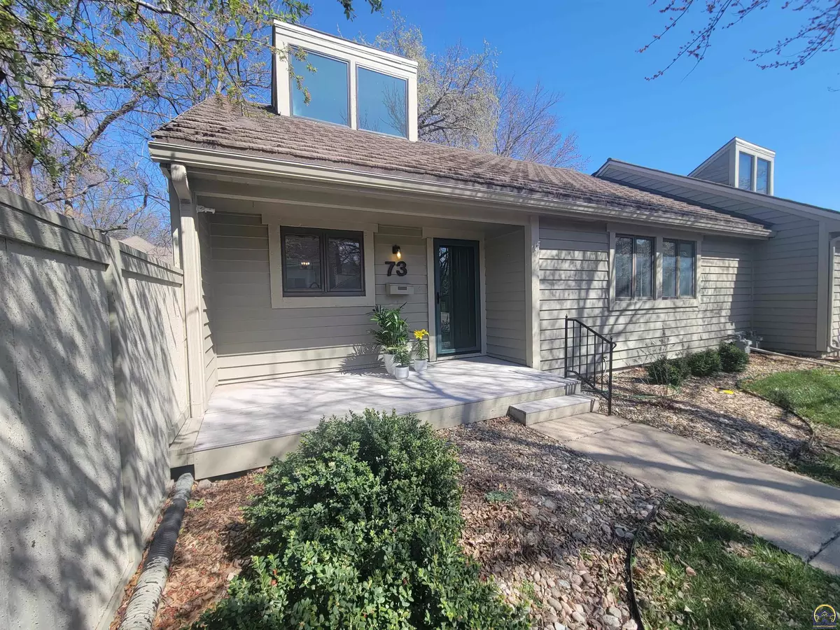 Topeka, KS 66611,73 Pepper Tree LN