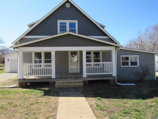 Lyndon, KS 66451,214 W 6th St