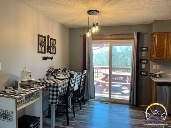 Auburn, KS 66402,741 N Porter ST