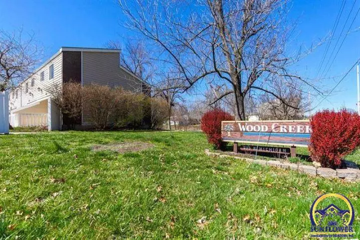 Lawrence, KS 66044,255 N Michigan St ##19-118