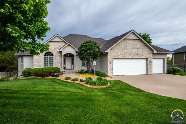 5716 SW 37th TER,  Topeka,  KS 66610