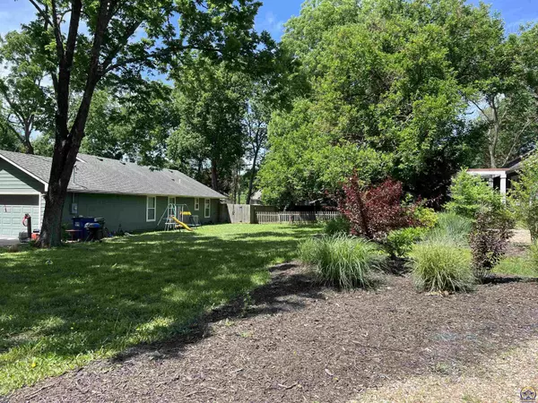 Lawrence, KS 66049,429 Arkansas St