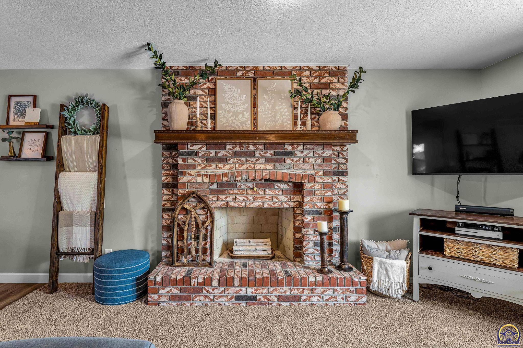 Topeka, KS 66614,3300 SW Abbey Dr