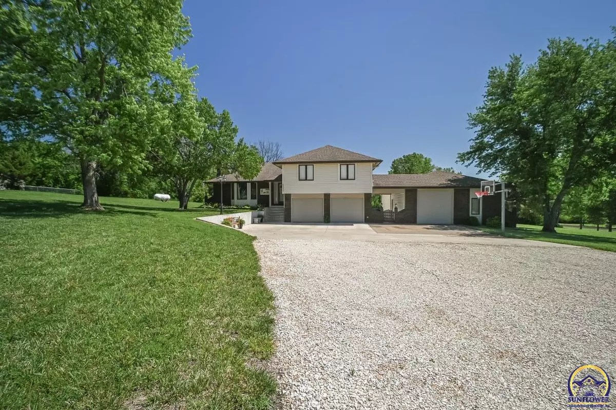 Auburn, KS 66402,6441 SW 64th St