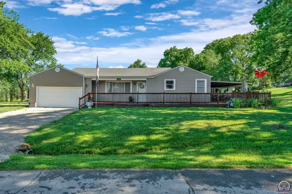 302 Market ST, Carbondale, KS 66414