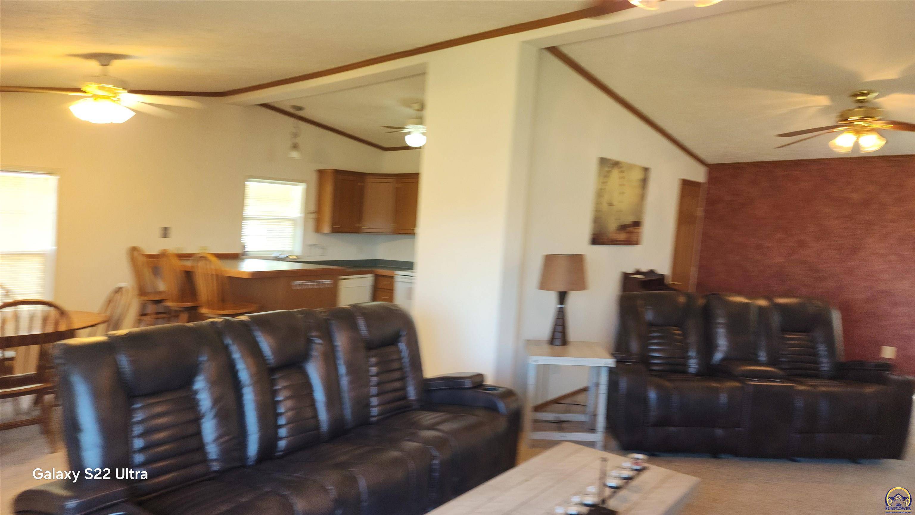 Topeka, KS 66609,220 SE 44th Pkwy