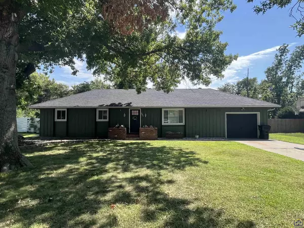 307 Gemini ST, Silver Lake, KS 66539