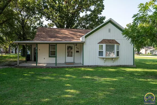 805 Holliday St, Osage City, KS 66523