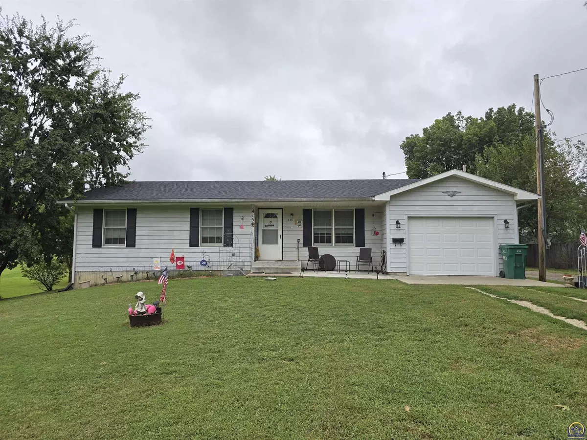 Burlingame, KS 66413,415 S Dacotah ST