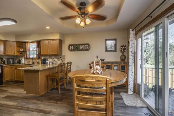 Topeka, KS 66618,3420 NW 39th TER