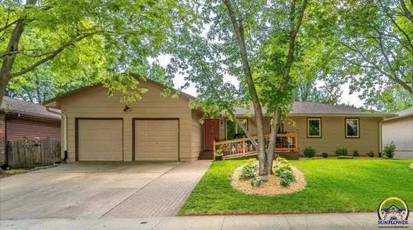 1121 Cynthia, Lawrence, KS 66049