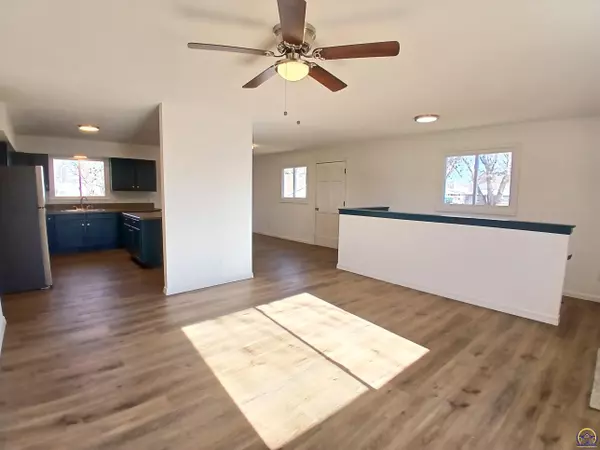 Rossville, KS 66533,354 E Anderson ST