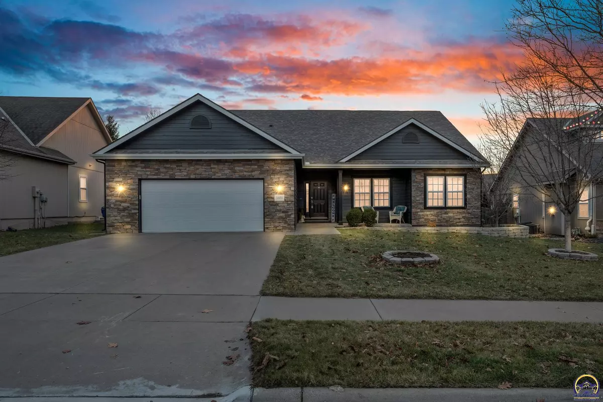 Lawrence, KS 66049,5605 Plymouth DR