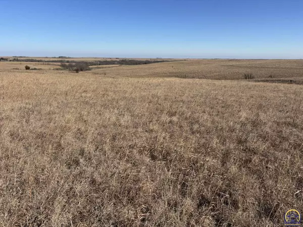 Cedar Point, KS 66843,900 E RD