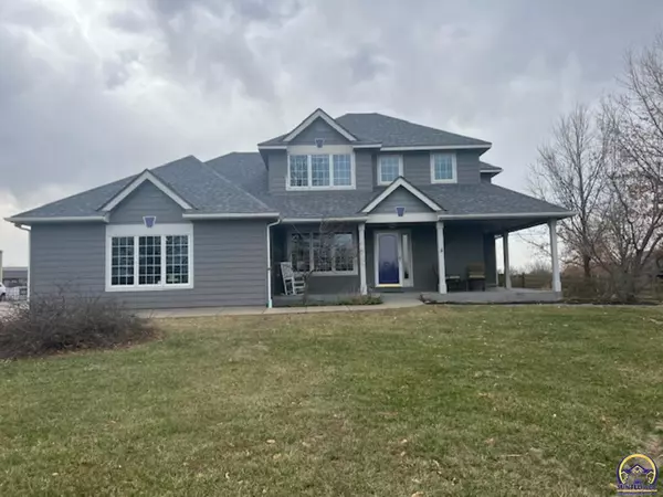 6201 SE 69th St, Berryton, KS 66409