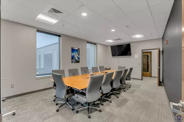 Topeka, KS 66611,3400 SW Van Buren ST