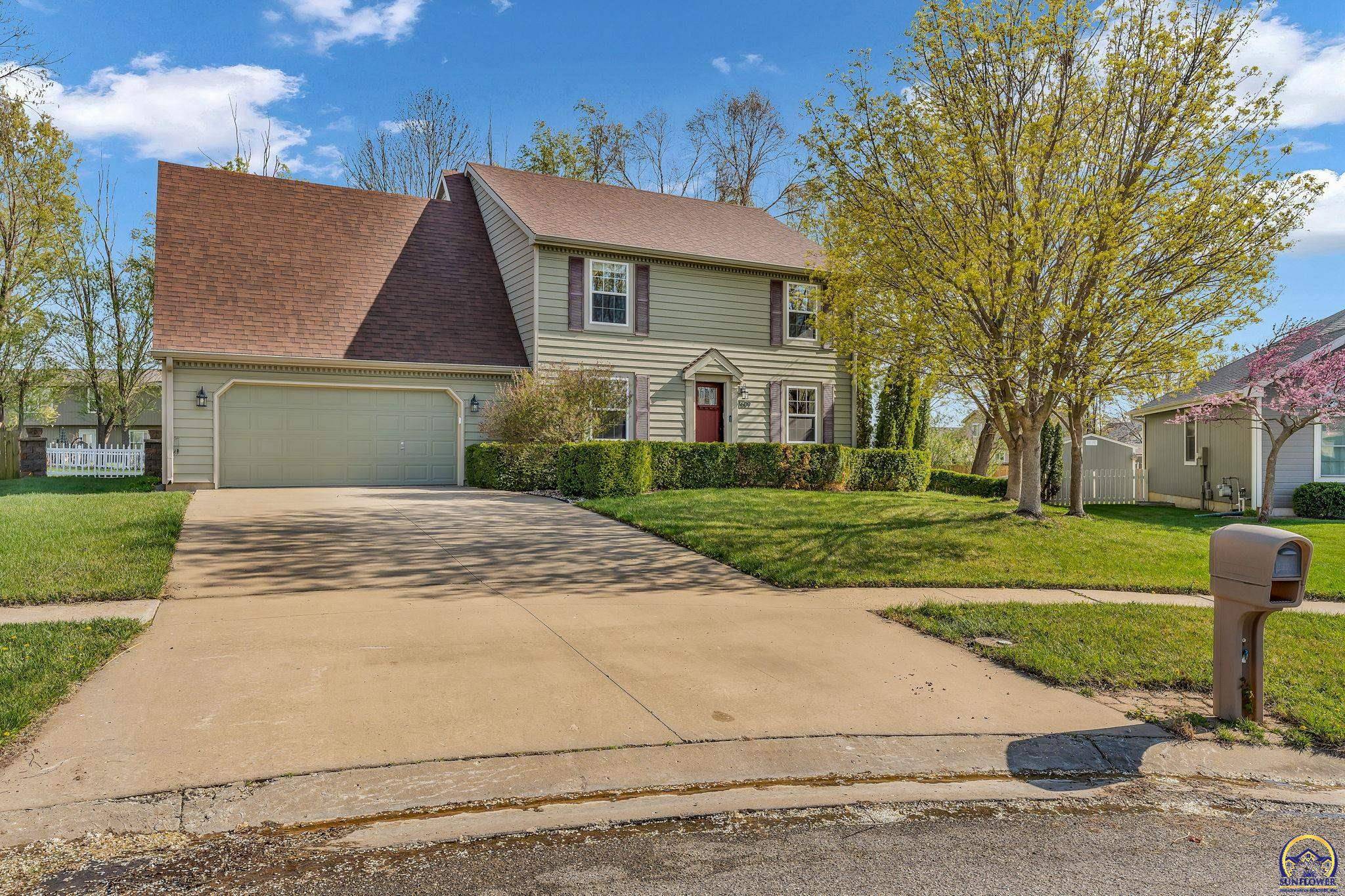 Topeka, KS 66610,3609 SW Nicholas CT