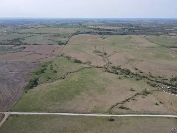 Hoyt, KS 66440,100 102nd St