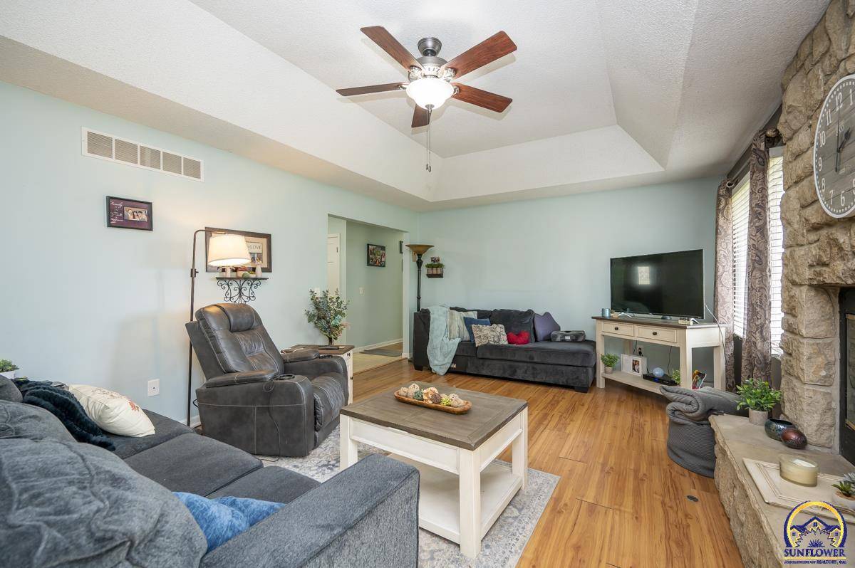 Topeka, KS 66614,2849 SW Ancaster RD