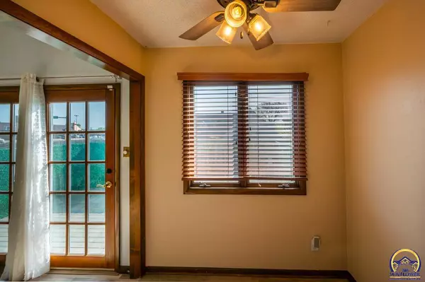 Topeka, KS 66614,5700 SW Arrowhead CT