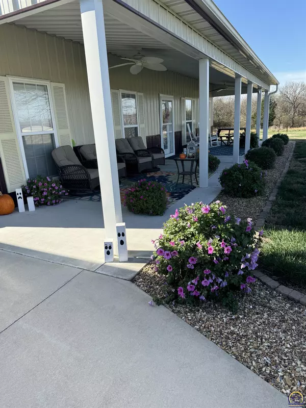 Wakarusa, KS 66546-9678,10703 SW Jordan RD