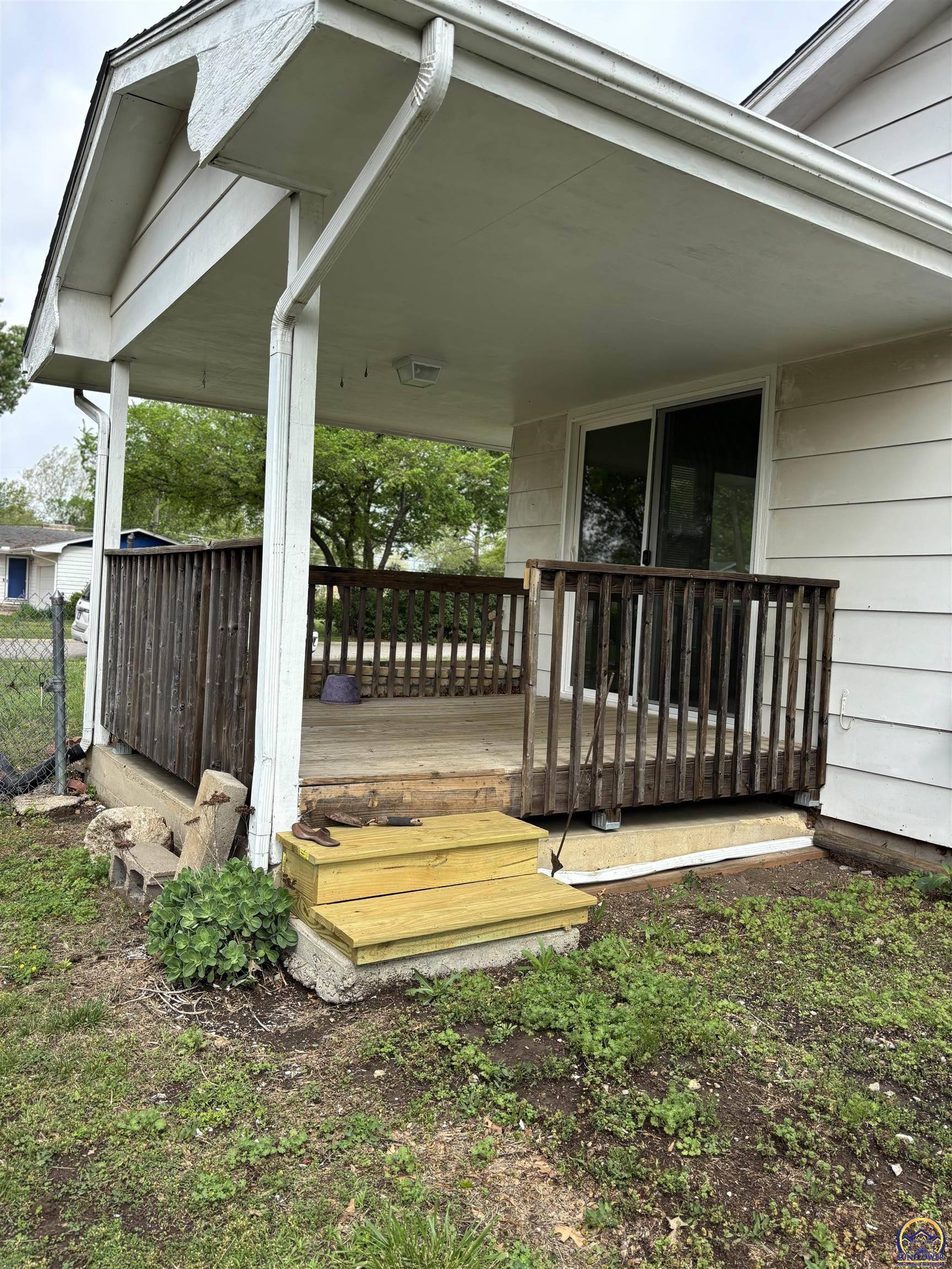 Emporia, KS 66801,1414 Luther St