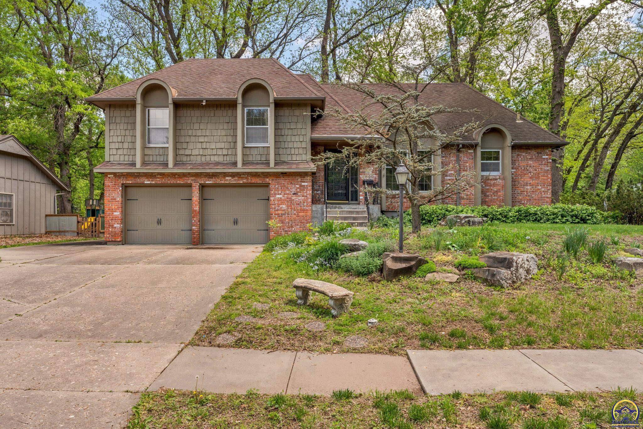 3500 SW Oak PKWY,  Topeka,  KS 66614