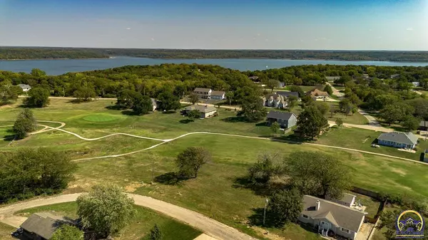 Ozawkie, KS 66070,7882 Seneca Lake RD #7882, 7892 Seneca Lake Rd