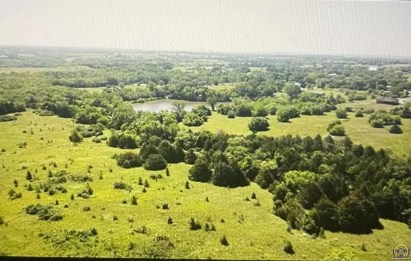 Topeka, KS 66610,4200-4300 SW Auburn RD